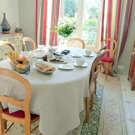 Villabona Bed & Breakfast